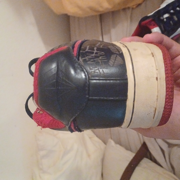 Air forces - Picture 3 of 6